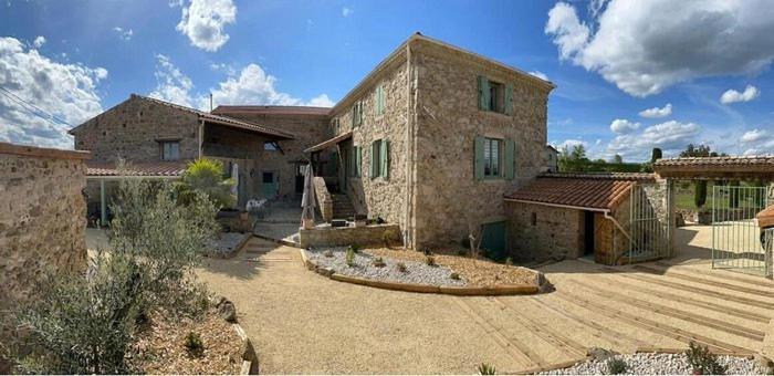 Domaine Saint Claude - Gite , Chambres D'Hotes & Hebergement Insolite Malleval Exterior foto
